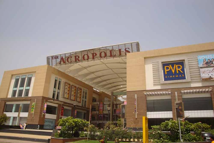  Frontal elevation of Acropolis Mall, Ahmedabad 